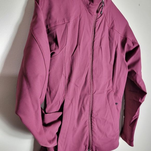Outdoor Research Ladies Light Jacket in Burgundy Sz M - Picture 2 of 14